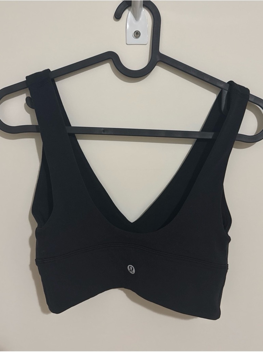 lululemon athletica Black V‑Back Seamless Sports Bra